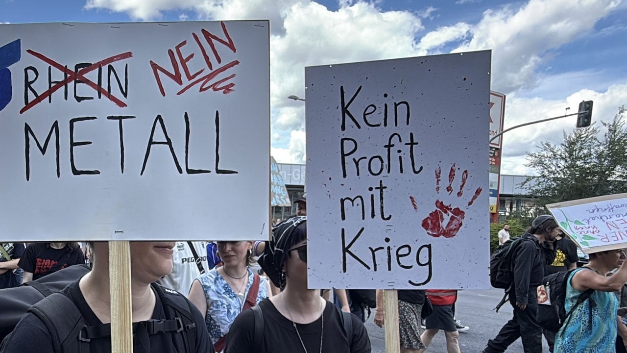 Foto - İsrail için mühimmat üretiyorlar! Almanya'da Rheinmetall protestosuna polis müdahalesi