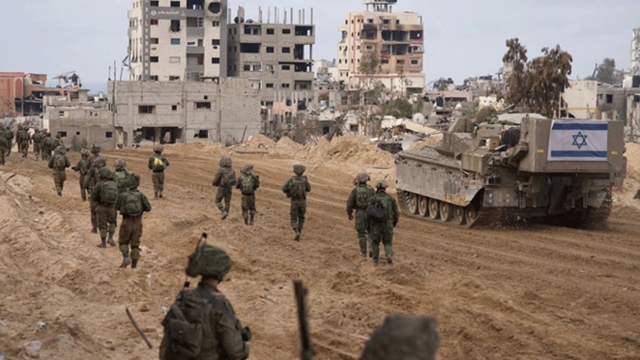 Foto - İsrail ordusu, Suriye'nin Beyt Cin kentinde operasyon düzenledi! Katil siyonist İslami grubuna aranan üyeleri yakalandı