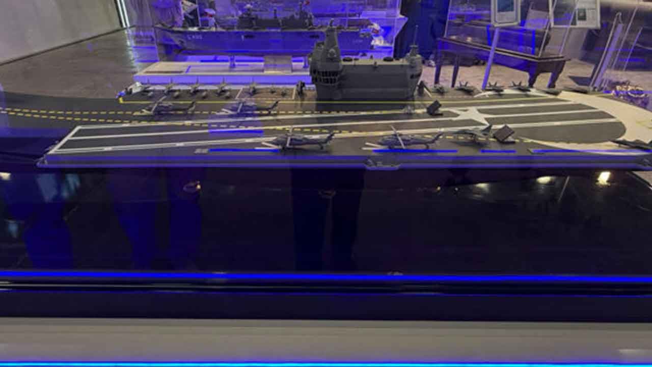 Foto - İsrail ve Yunanistan sallanacak: Türkiye'nin 300 metrelik yeni savaş gemisi geliyor