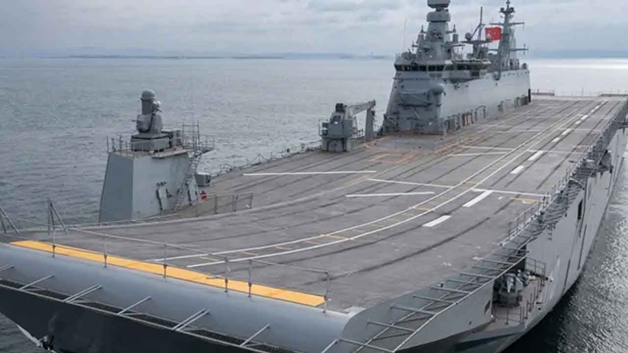 Foto - İsrail ve Yunanistan sallanacak: Türkiye'nin 300 metrelik yeni savaş gemisi geliyor
