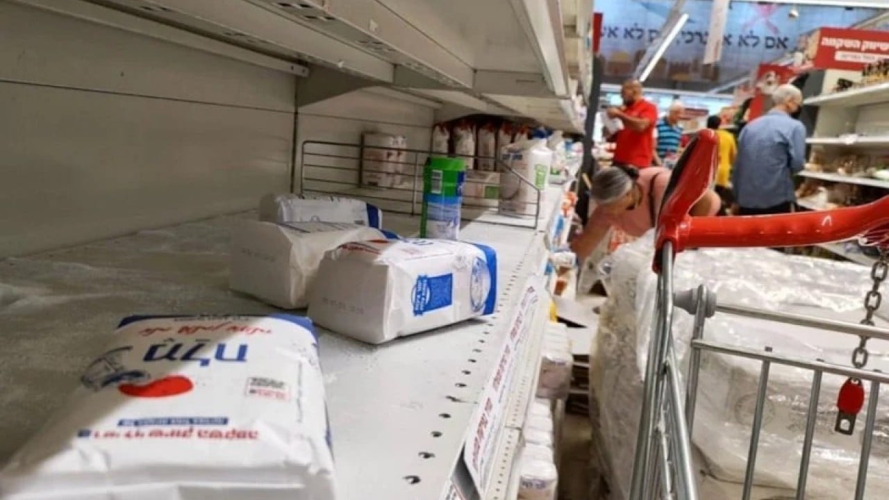 Foto - İran korkusu marketlere akın ettirdi: Her yer talan edildi, marketler boşaldı
