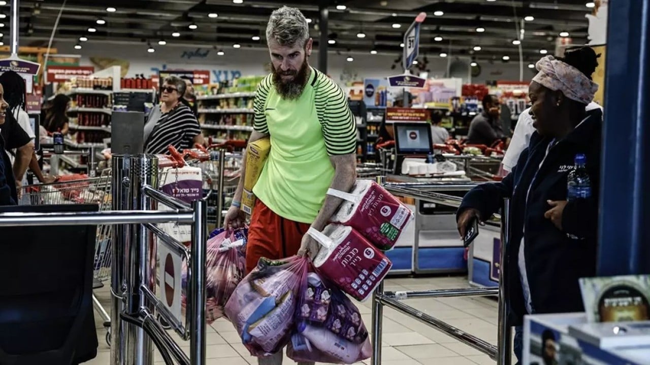 Foto - İran korkusu marketlere akın ettirdi: Her yer talan edildi, marketler boşaldı