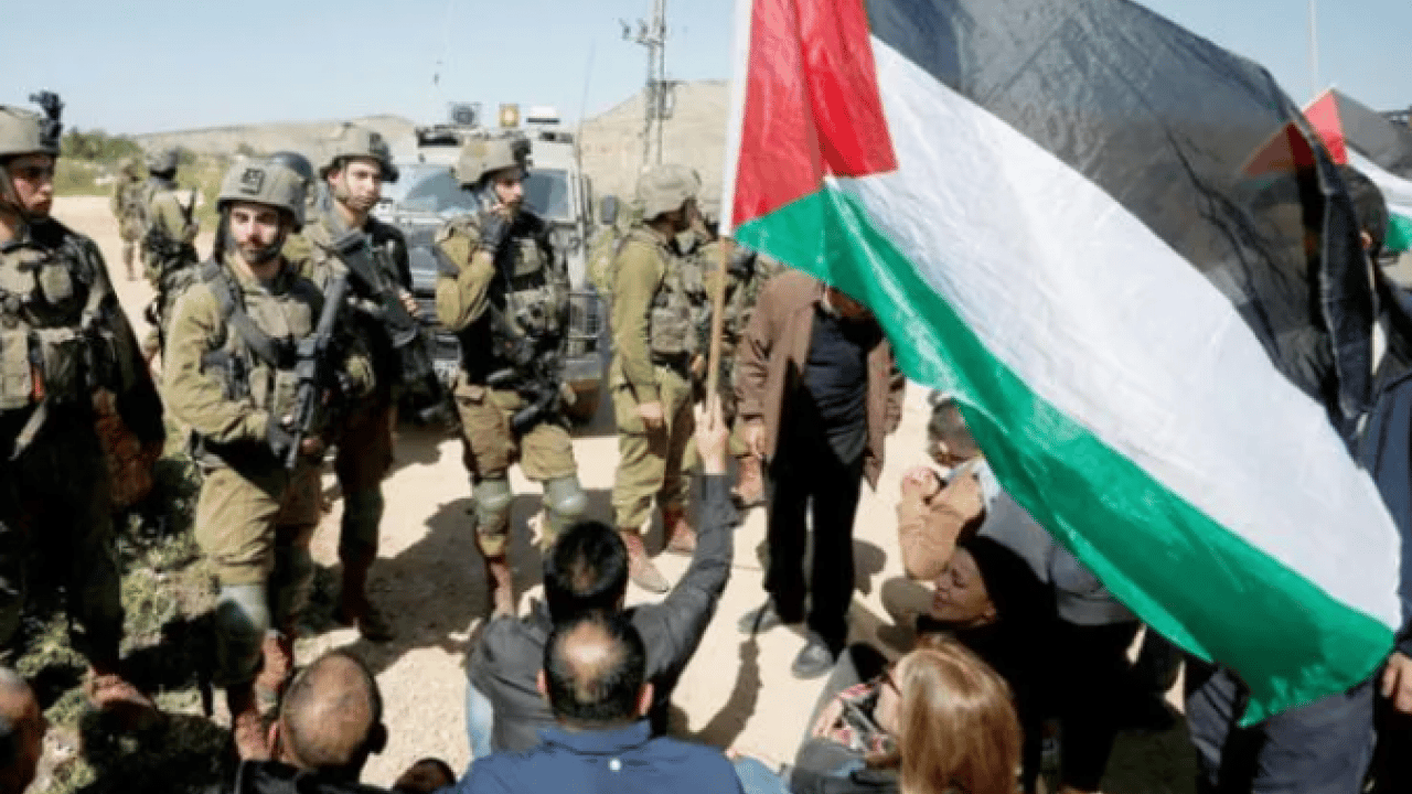 Foto - İsrail’in Batı Yaka’daki çevre terörü! Bir haftada 777 ağaç kökünden söküldü