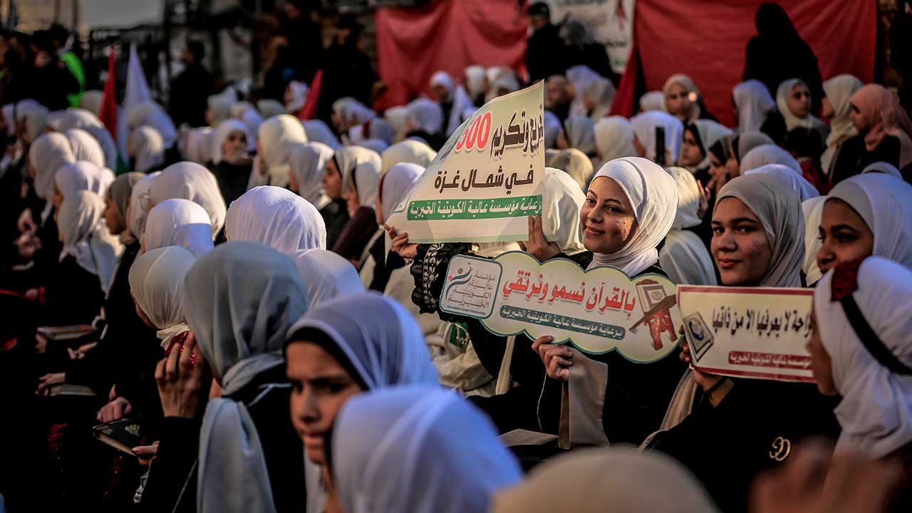 Foto - İsrail'in yakıp yıktığı Gazze’de 500 hafız için mezuniyet töreni düzenlendi 