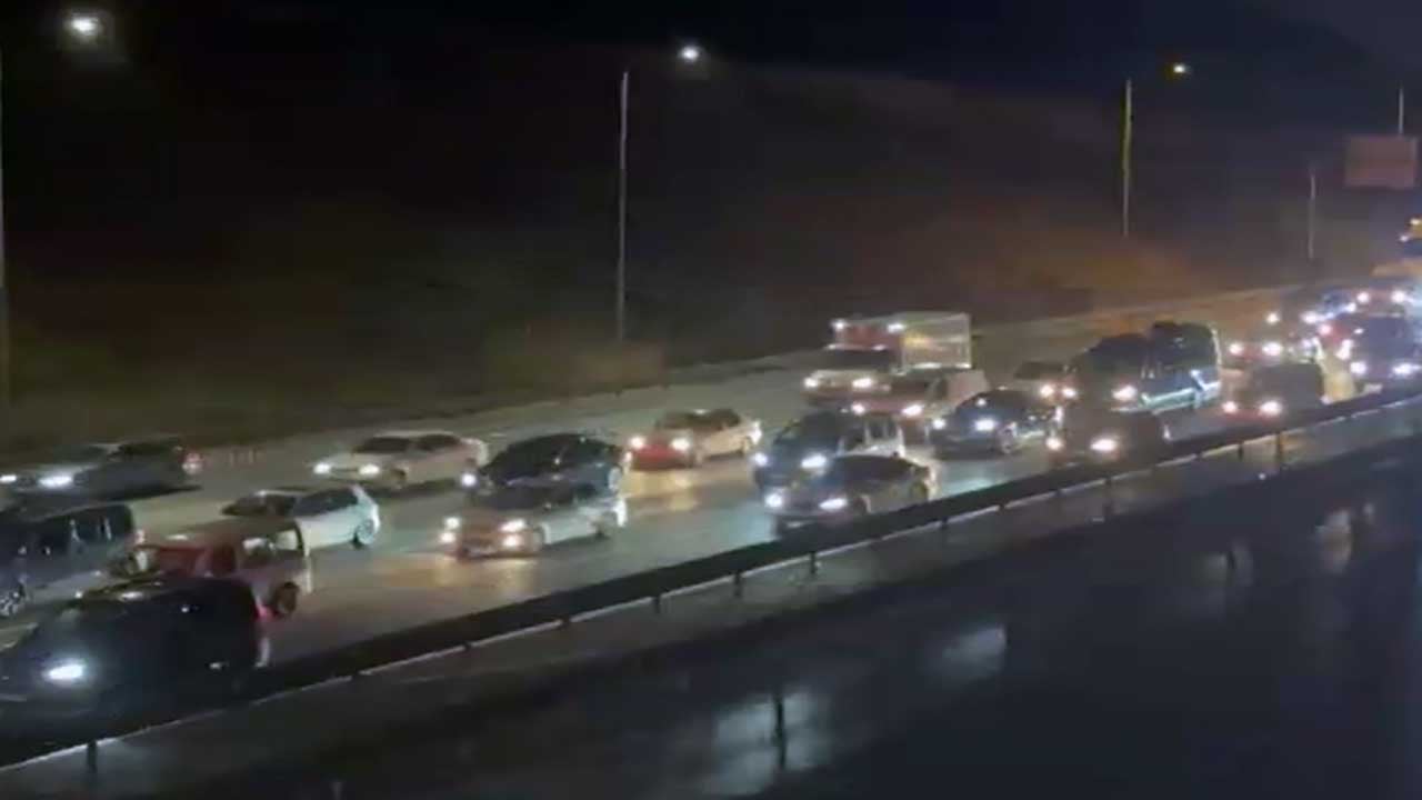 Foto - İstanbul girişinde yoğun trafik! Gece saatlerinde durma noktasına geldi