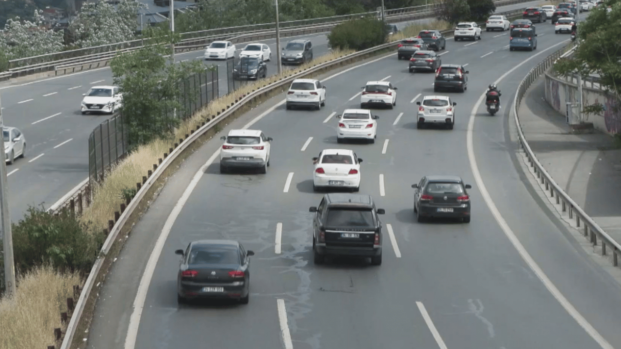 Foto - İstanbul trafiğinde bayram sessizliği! Yollar bomboş kaldı!