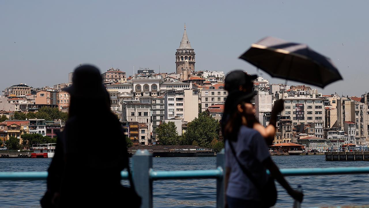 Foto - İstanbul Valiliğinden sıcak hava uyarısı! 40 dereceye yükselecek