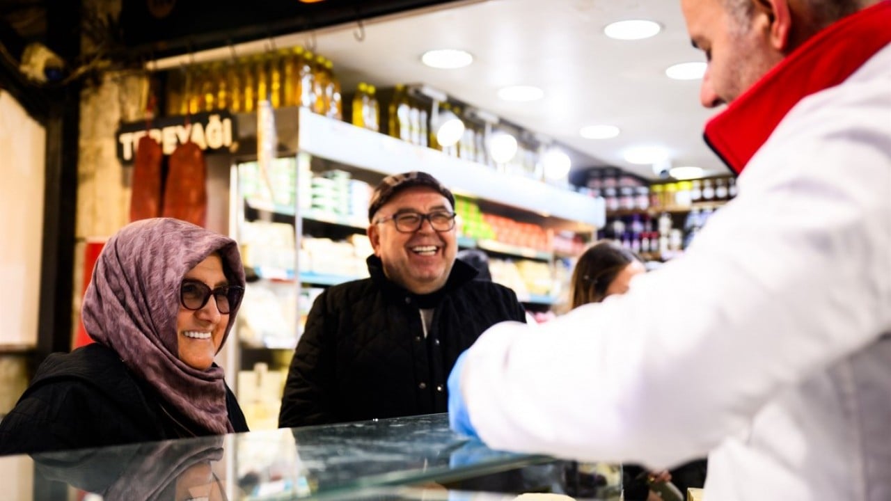 Foto - İstanbul’da bir bayram klasiği: Eminönü ve Mısır Çarşısı'nda alışveriş