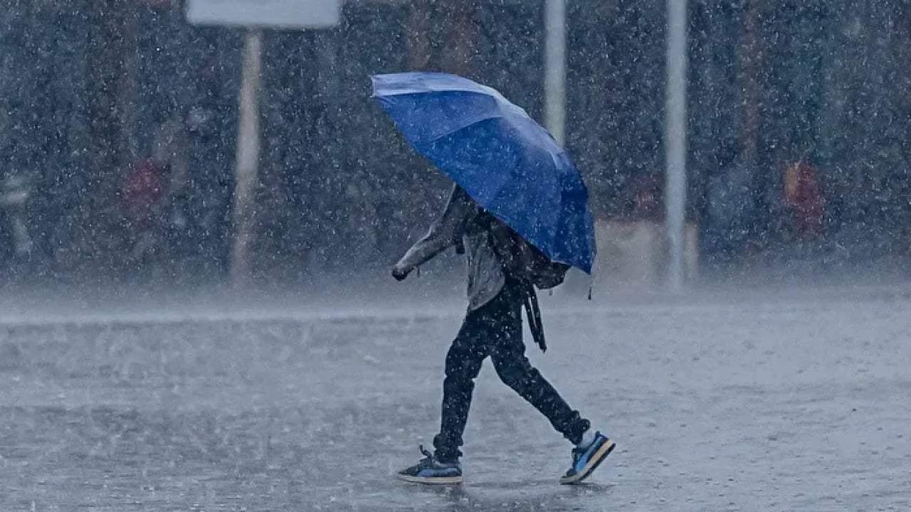 Foto - İstanbul’da hava durumu nasıl olacak? Sağanak yağış ne kadar sürecek, kar ne zaman geliyor?