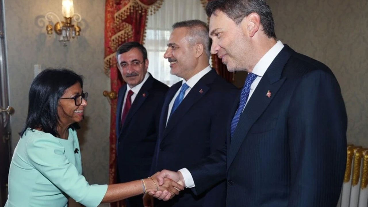 Foto - İstanbul'da işbirliği görüşmesi! Başkan Erdoğan, Venezuela Devlet Başkanı Delcy Rodriguez kabul etti!