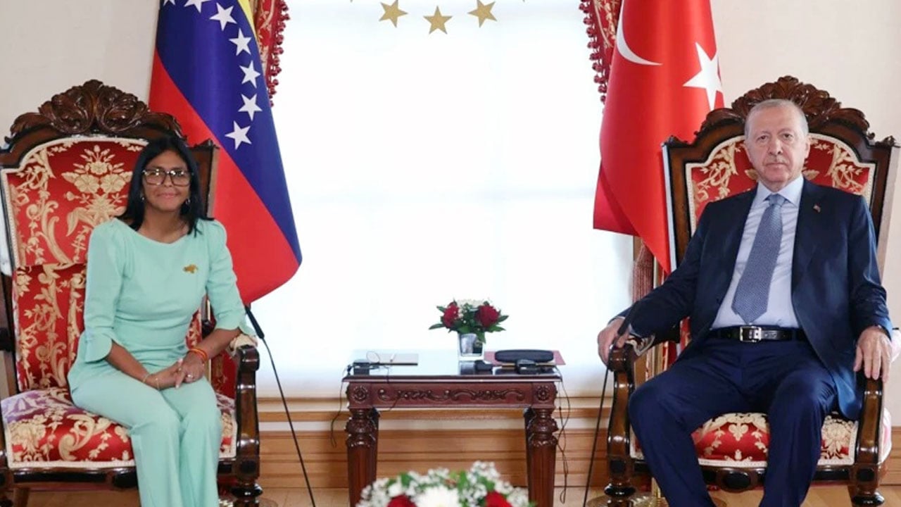 Foto - İstanbul'da işbirliği görüşmesi! Başkan Erdoğan, Venezuela Devlet Başkanı Delcy Rodriguez kabul etti!