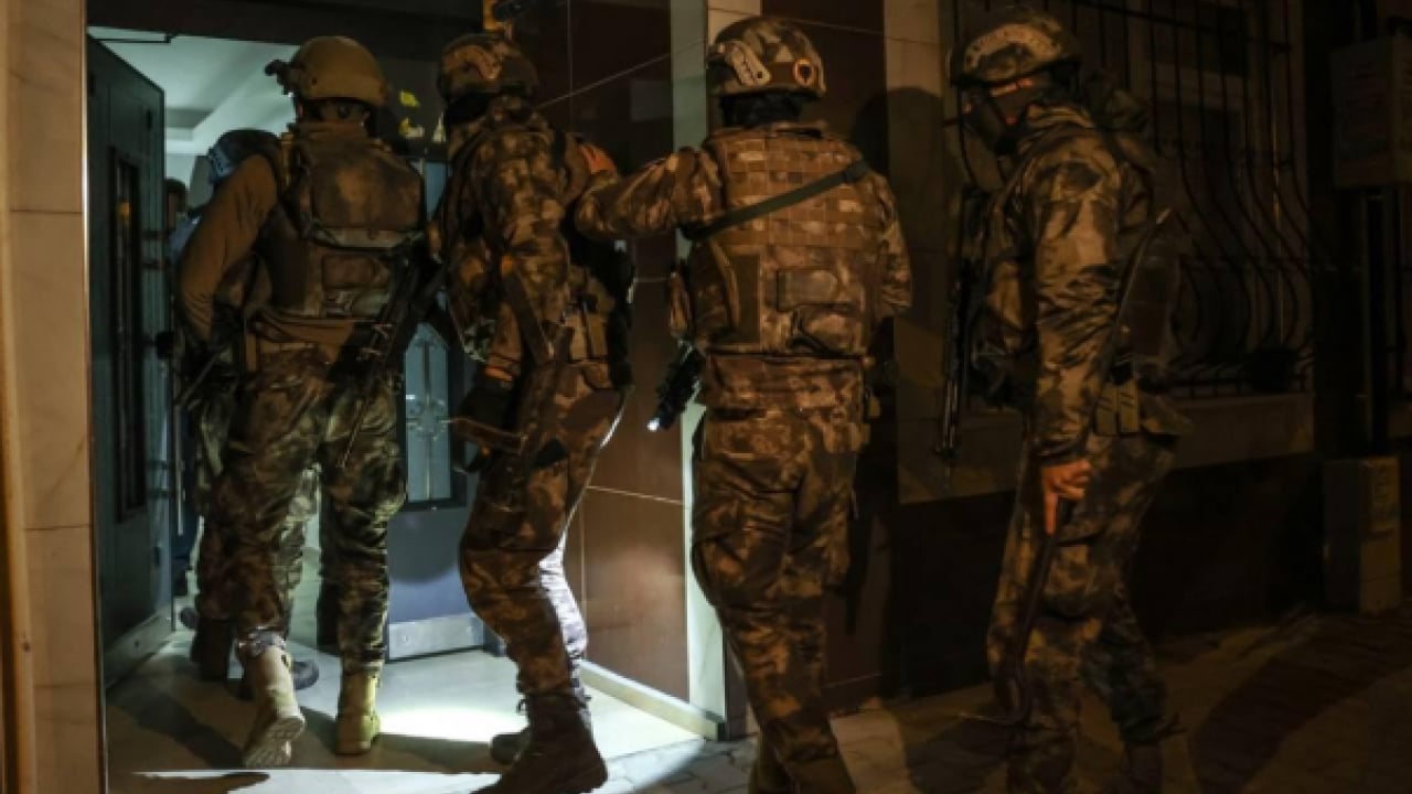 Foto - İstanbul’da kanlı plan çöktü! 500 Terörist Kıskıvrak! Yılbaşı Gecesi Felaketi Böyle Önlendi