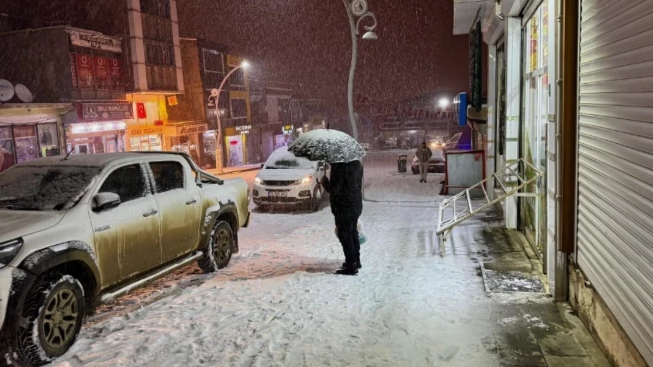 Foto - İstanbul’da kar alarmı! Peş peşe uyarılar geldi, saat verildi