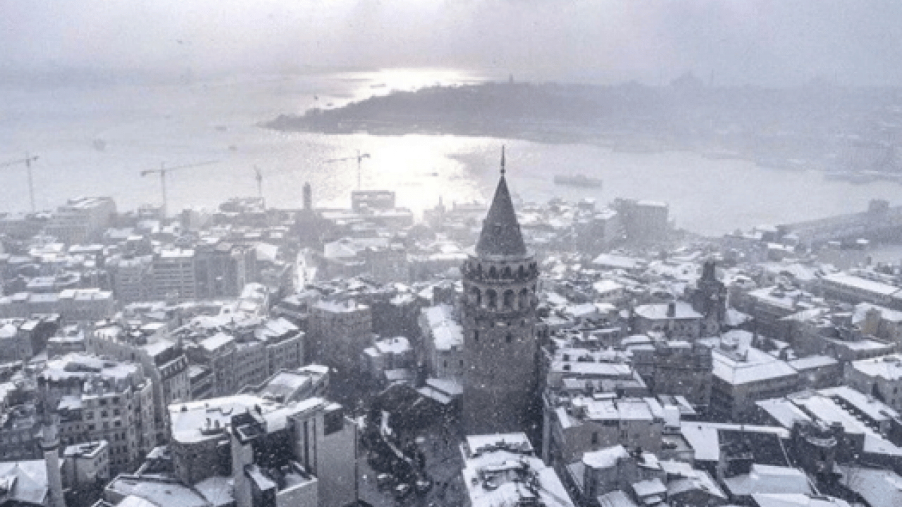 Foto - İstanbul'da kar kapıya dayandı! AKOM o günü işaret etti!