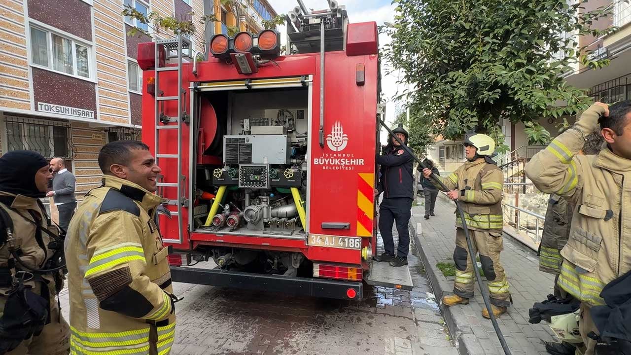 Foto - İstanbul'da korku dolu anlar! Anne ve 2 çocuğu hastaneye kaldırıldı