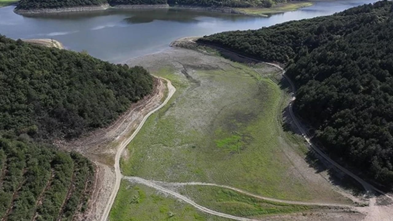 İstanbul barajlarında doluluk yüzde 20'nin altına indi! Rezervler hızla tükeniyor!