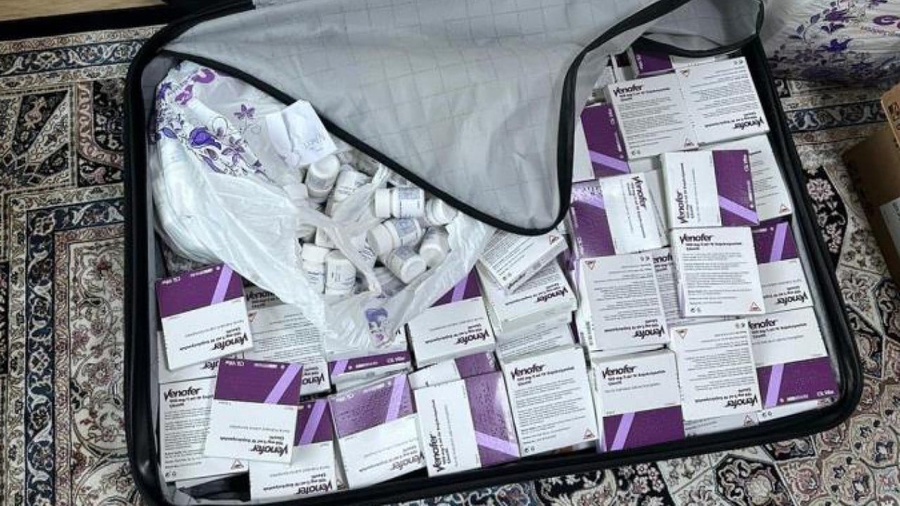 Foto - Rafları açan yetkililer şaşkına döndü! İstanbul’daki eczane fena yakalandı