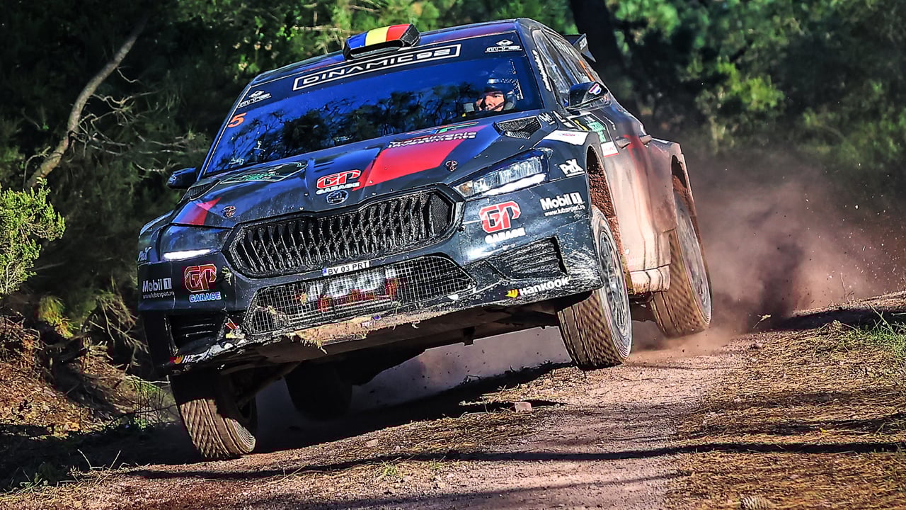 Foto - İstanbul’da nefes kesen ralli! 47 ekipten sadece 28’i finişe ulaştı!