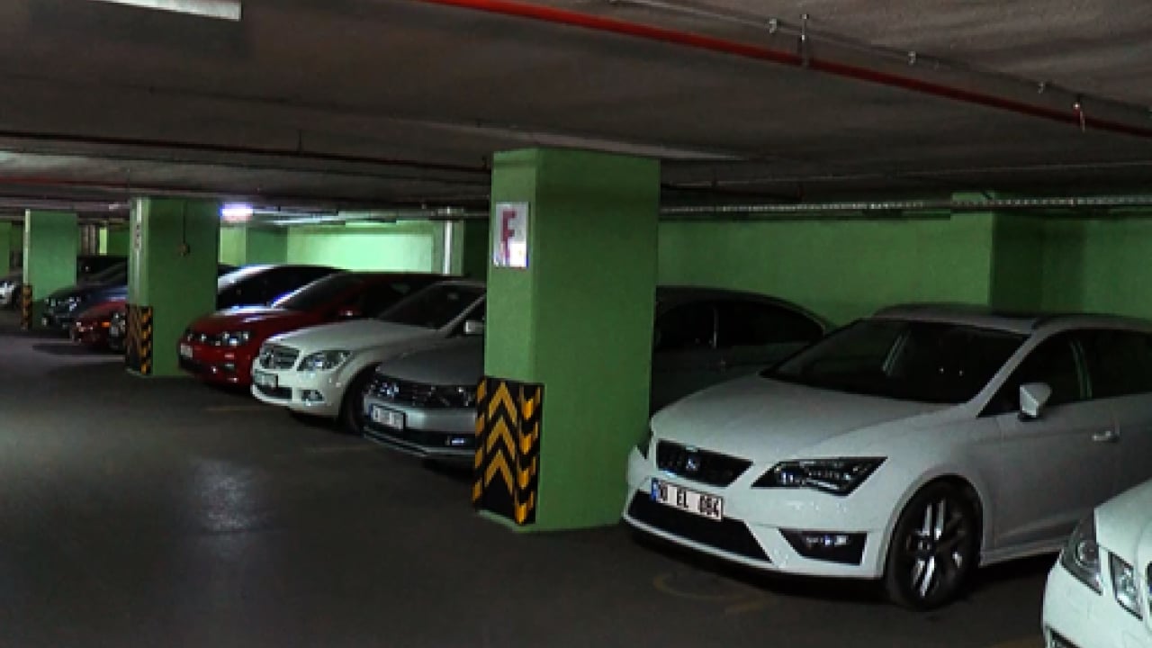 Foto - İstanbul’da neler oluyor? Ha park yeri bulmak ha maden bulmak