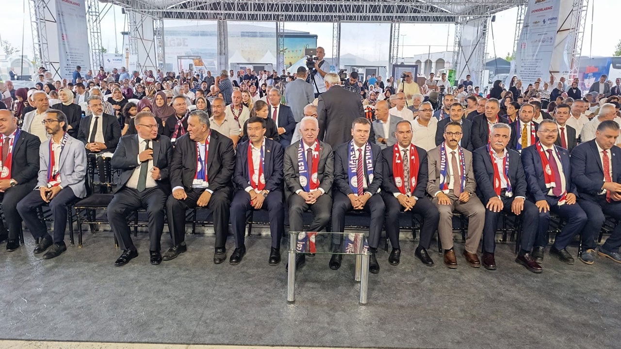 Foto - İstanbul'da Niğdeliler gününde devlet erkanı bir araya geldi