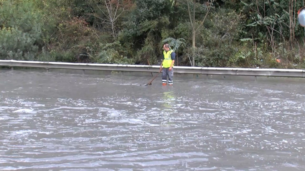 Foto - İstanbul’da sağanak kabusu! Sular çekilince ortaya çıkan manzara şok etti Selde boğuldu