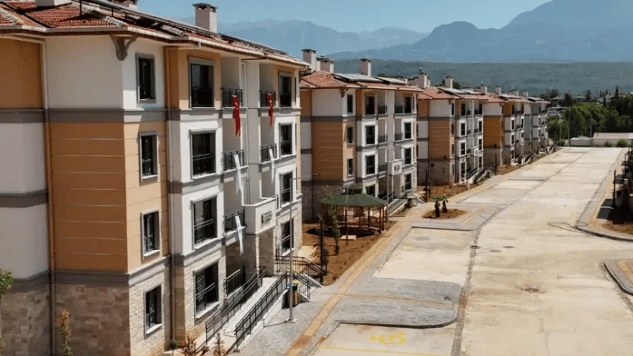 Foto - İstanbul’da TOKİ sosyal konutları nereye yapılacak? Milyonların beklediği karar Resmi Gazete’de