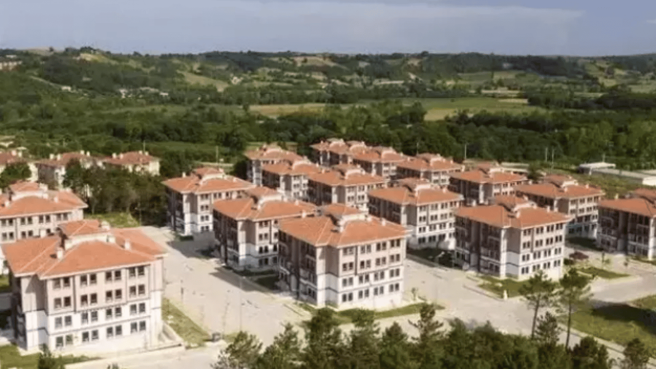 Foto - İstanbul’da TOKİ sosyal konutları nereye yapılacak? Milyonların beklediği karar Resmi Gazete’de