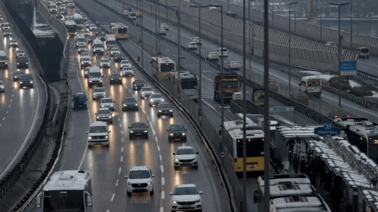 Foto - İstanbul'da trafik kuralları yenilendi! Hız sınırında yeni uygulama