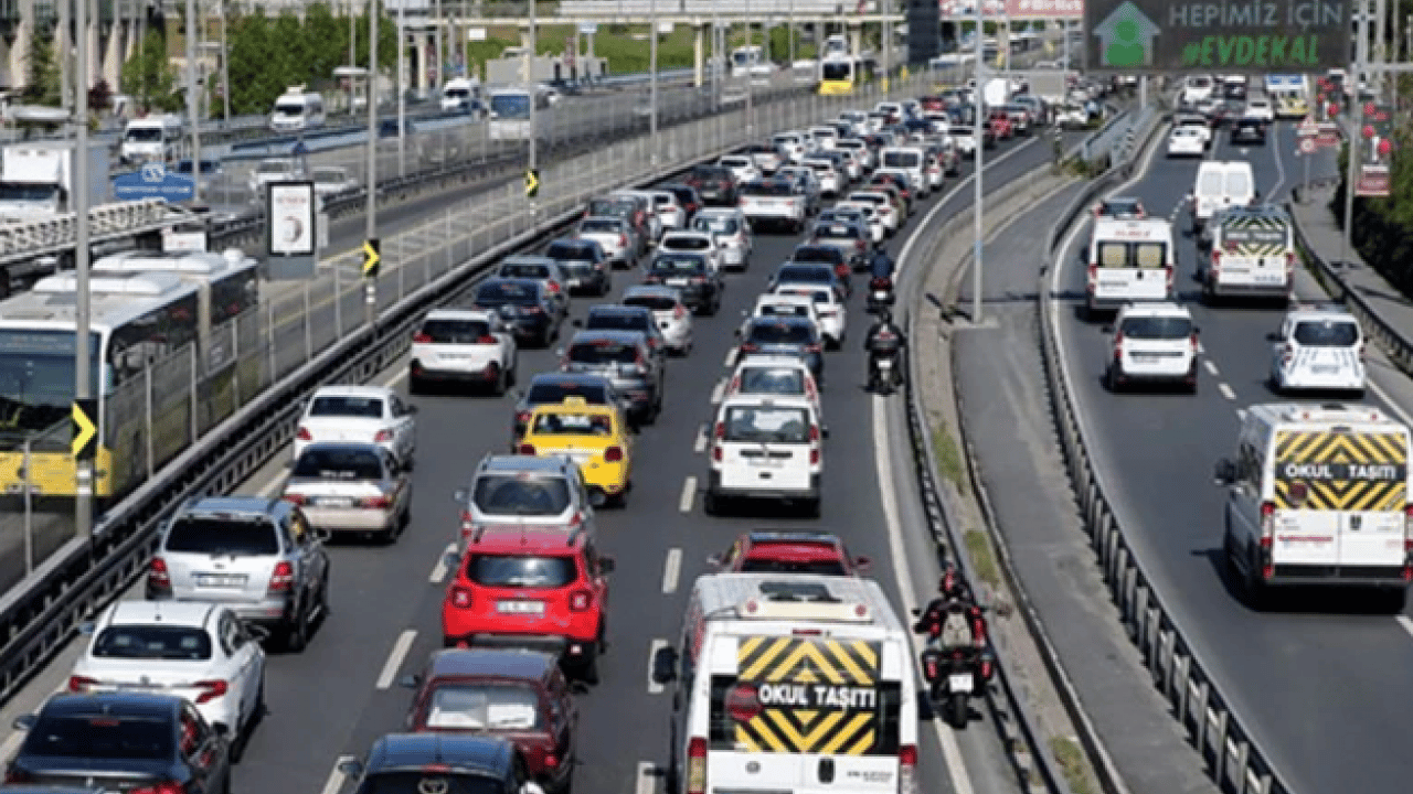 Foto - İstanbul'da trafik kuralları yenilendi! Hız sınırında yeni uygulama