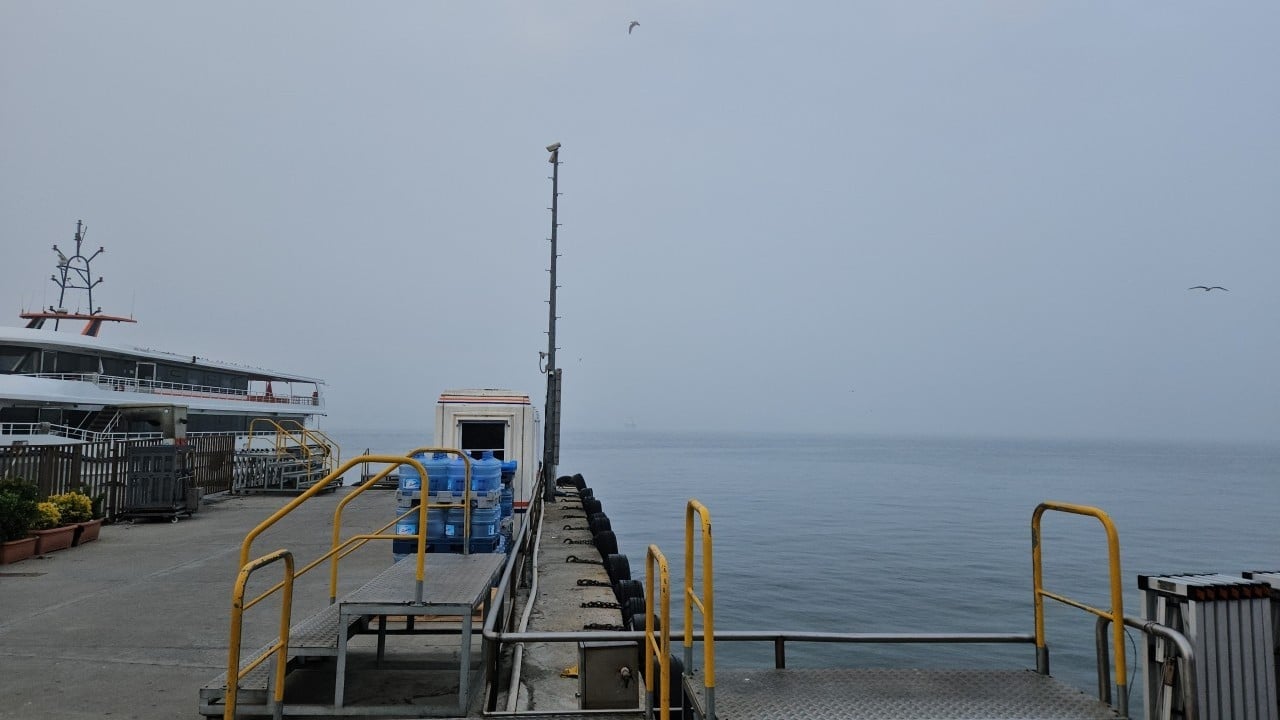 Foto - İstanbul'da yoğun sis: Boğaz trafiği gemilere kapatıldı