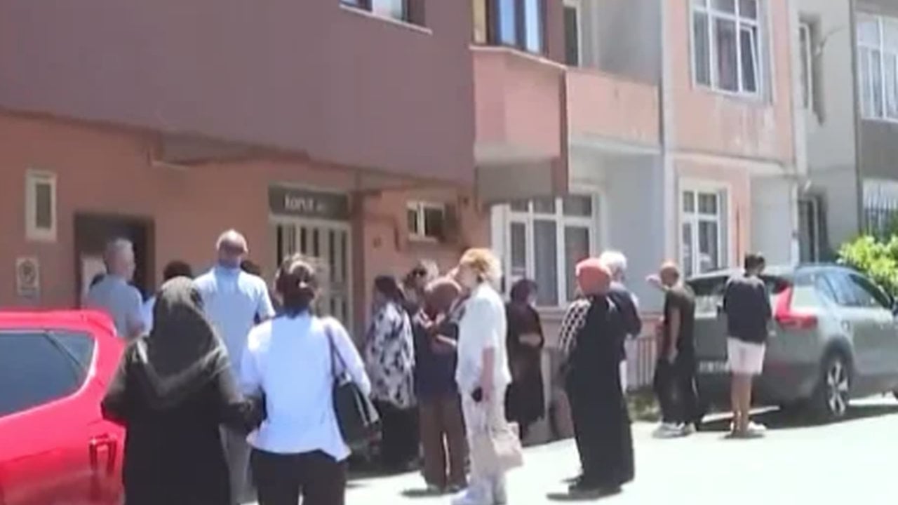 Foto - İstanbul’da "Yok artık" dedirten olay! Sabah uyandıklarında hepsi evsiz kalmıştı: Hesaplarına para bile yatırmışlar