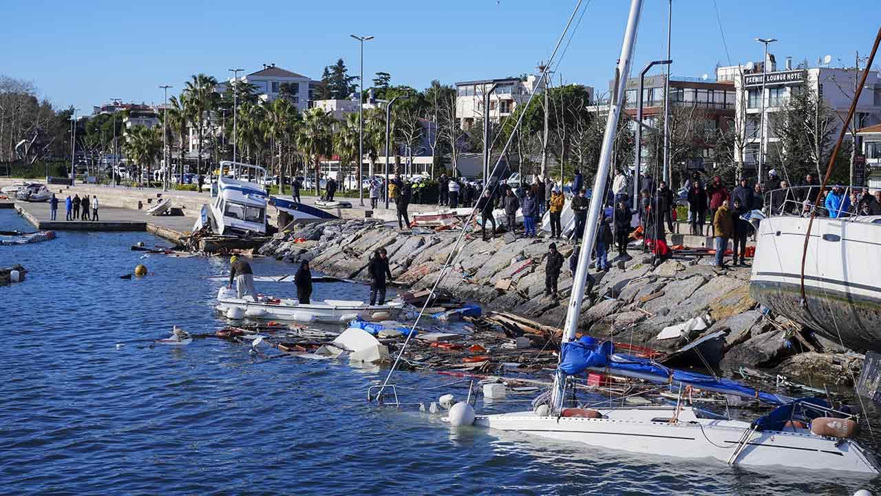 Foto - İstanbul’daki felaketin izleri fırtına dinince ortaya çıktı