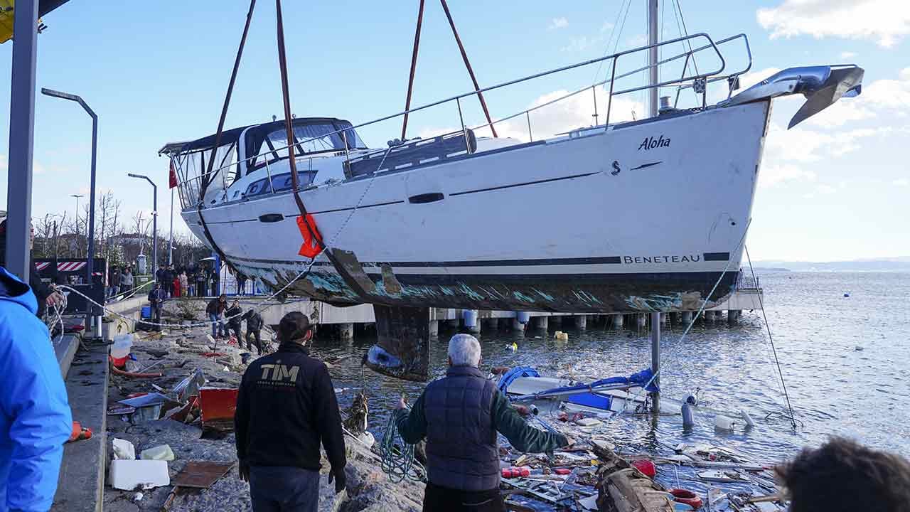 Foto - İstanbul’daki felaketin izleri fırtına dinince ortaya çıktı