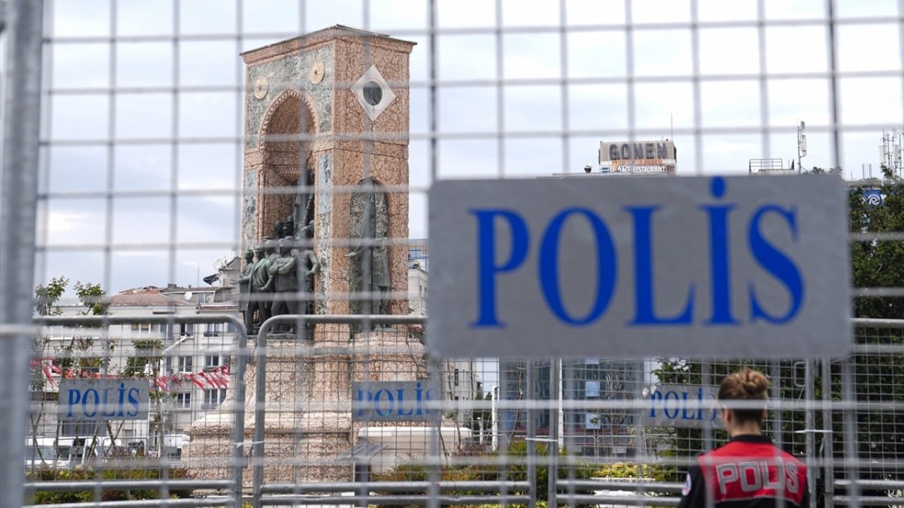 Foto - İstanbullular dikkat! Bazı yollar trafiğe kapatıldı