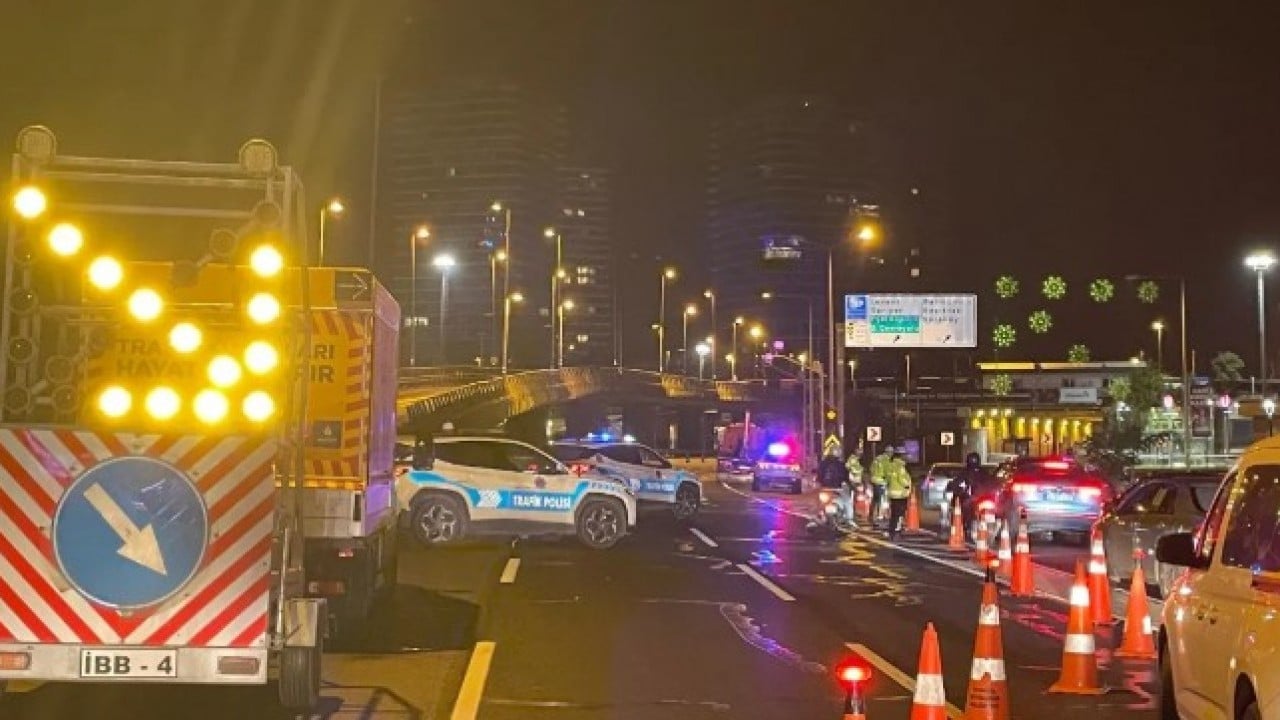Foto - İstanbullular dikkat: Bu yollar trafiğe kapatıldı!