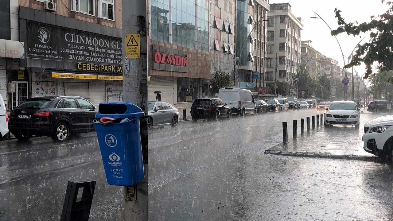 Foto - İstanbullular duraklara sığındı