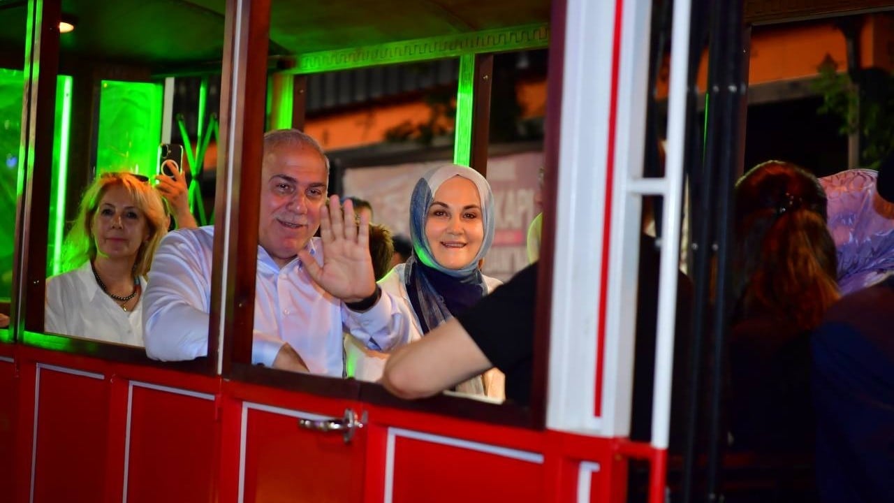 Foto - İstanbullular geçmişle özlem giderdi! Fatih Belediyesi’nden nostalji günleri 