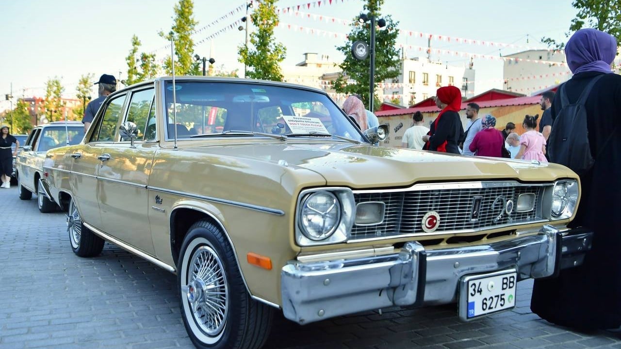 Foto - İstanbullular geçmişle özlem giderdi! Fatih Belediyesi’nden nostalji günleri 