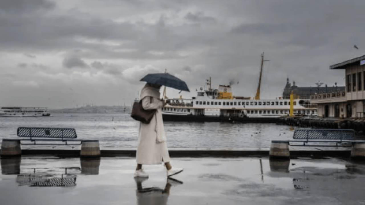 Foto - İstanbullular o güne dikkat: Hava 10 derece birden soğuyacak!