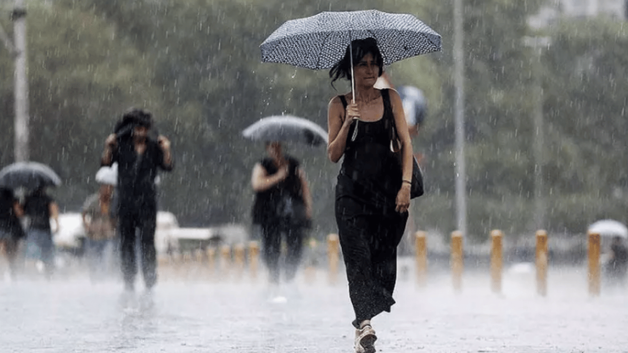 İstanbullular o güne dikkat: Hava 10 derece birden soğuyacak!