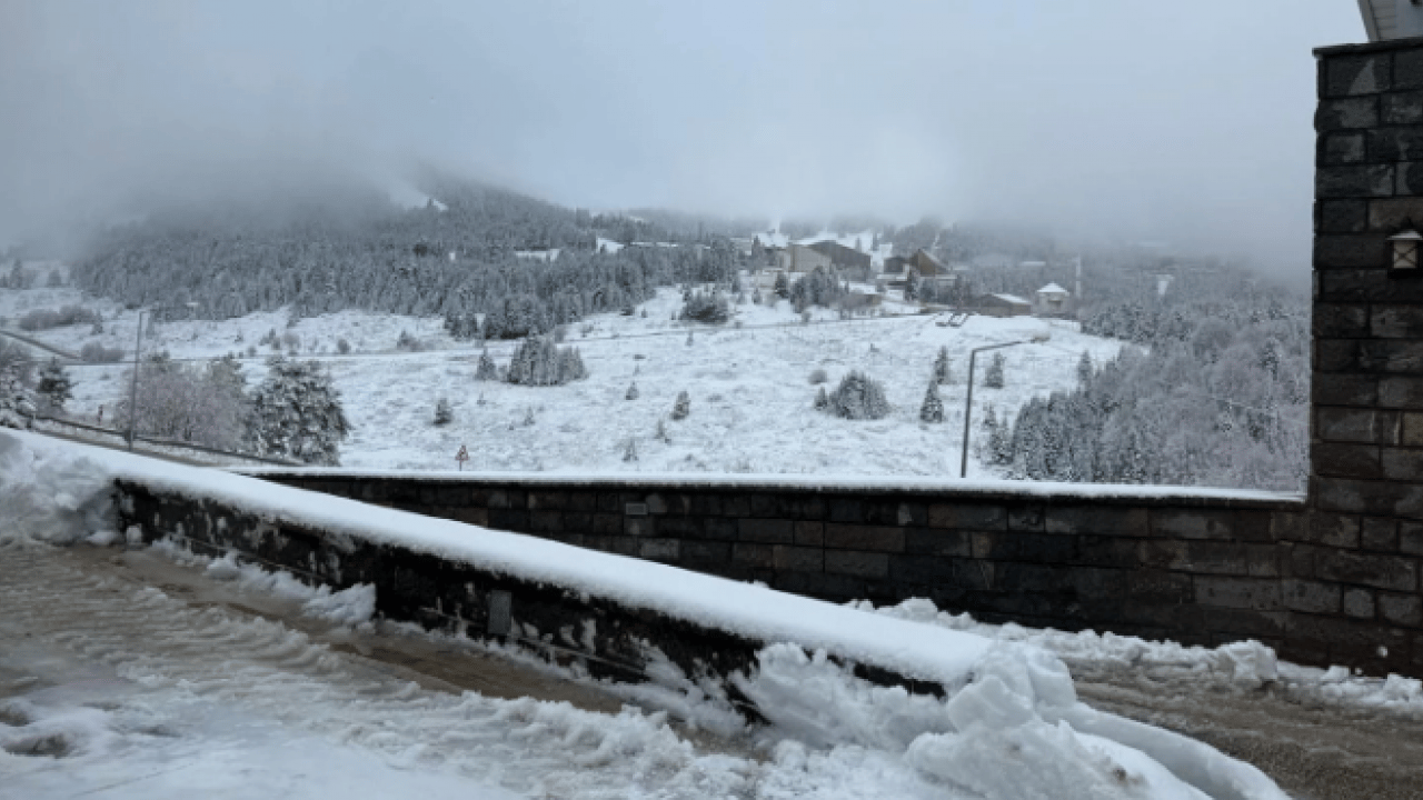 Foto - İstanbul’un dibinde alarm! Kar kalınlığı 18 santimetreye ulaştı