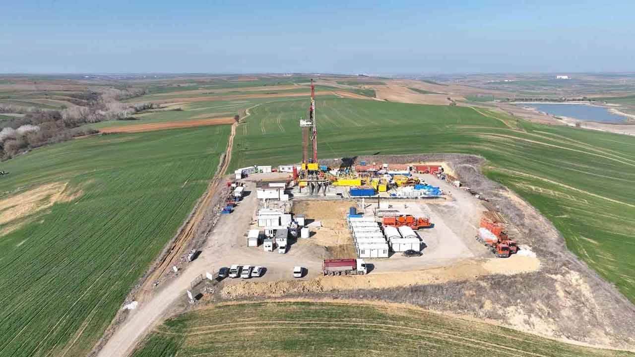 Foto - İstanbul'un dibinde tarihi bekleyiş: 'Doğalgaz fışkırdı' açıklaması her an gelebilir