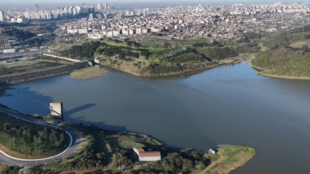 Foto - İstanbul’un imdadına yağışlar yetişti: 7 yılda CHP tek bir yeni kaynak üretemedi