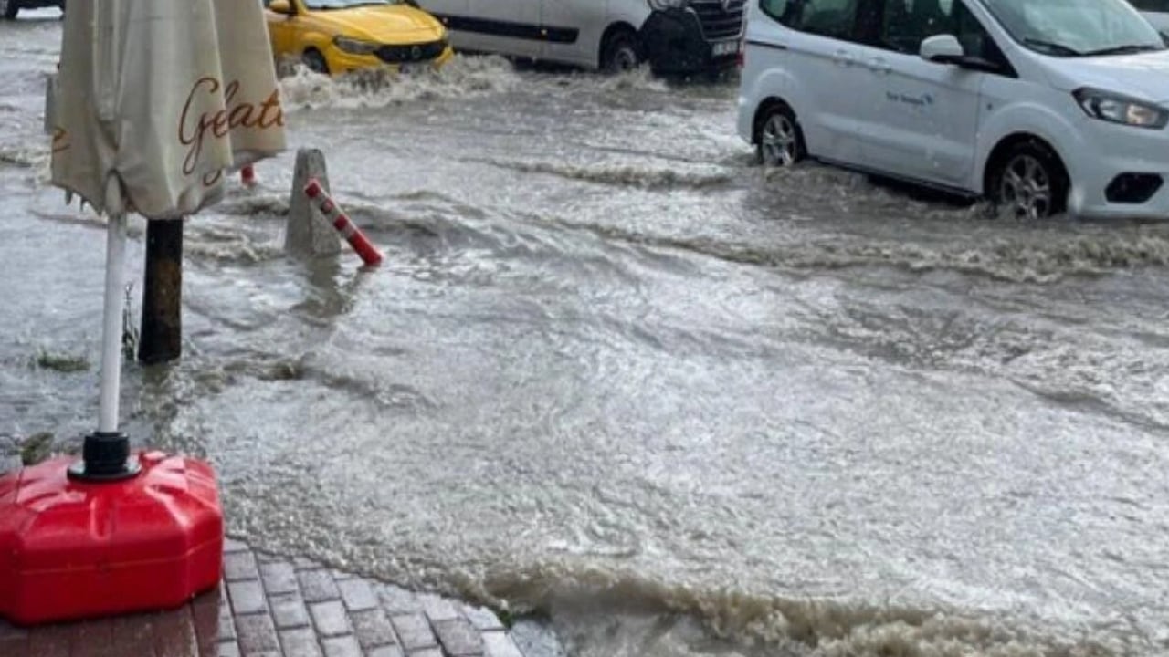 Foto - İstanbul’un sel riski haritası ortaya çıktı! Yaşadığınız ilçenin sonucunu tıkla öğren