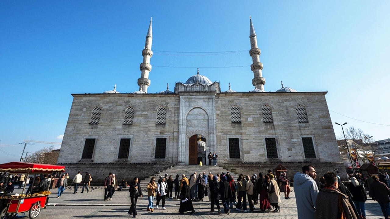 Foto - İstanbul’un Selatin Camileri! 67 yıllık inşa süreciyle Osmanlı’nın en uzun süren camisi: Eminönü'nün simgesi Yeni Cami