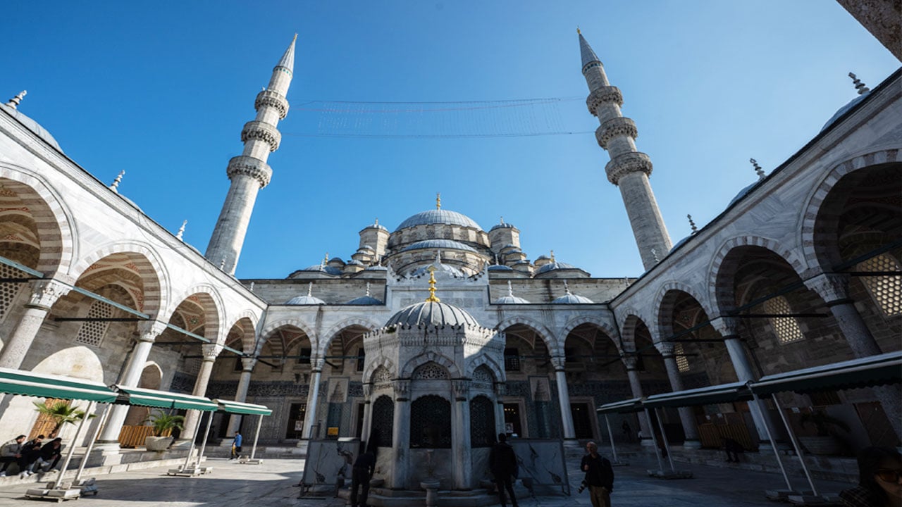 Foto - İstanbul’un Selatin Camileri! 67 yıllık inşa süreciyle Osmanlı’nın en uzun süren camisi: Eminönü'nün simgesi Yeni Cami