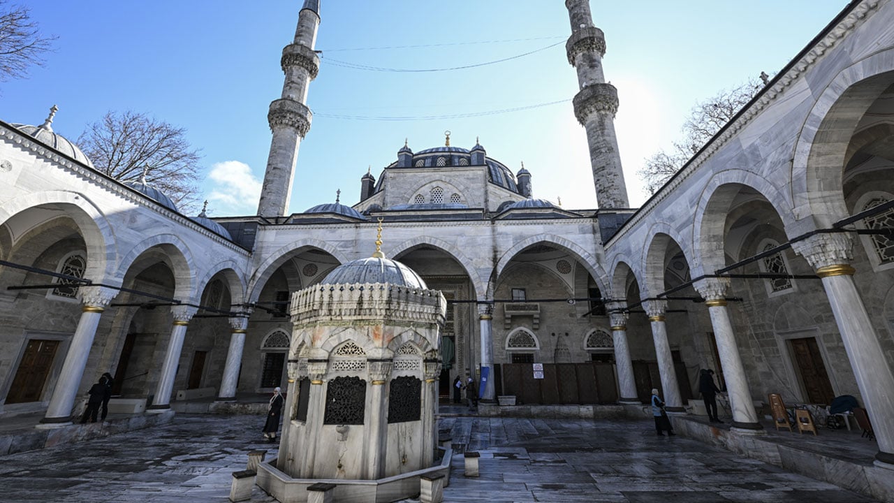 Foto - İstanbul’un Selatin Camileri! Üsküdar'ın kalbindeki üç asırlık estetik miras: Valide-i Cedid Camisi…