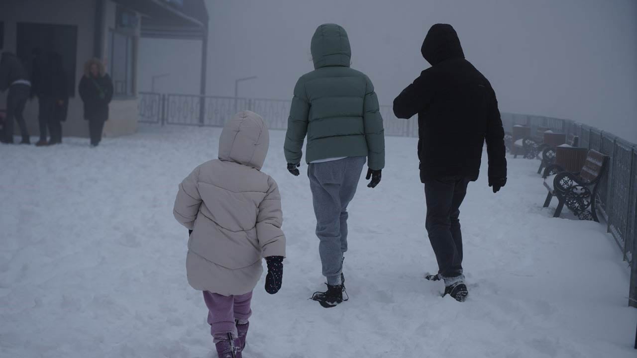 İstanbul'un yanı başında kar kalınlığı 10 cm oldu