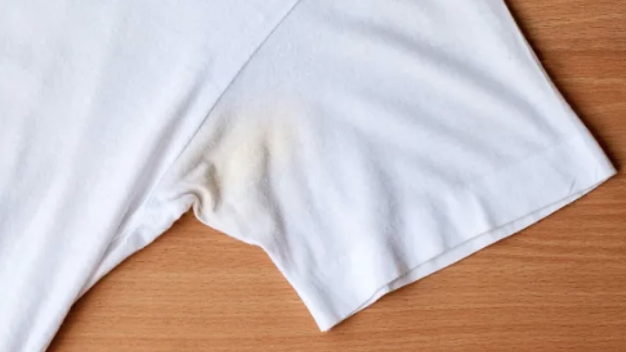 Foto - İşte bembeyaz gömleklerin gizli düşmanı! O iki hatayı sakın yapmayın...