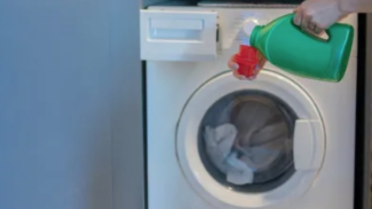 Foto - İşte bembeyaz gömleklerin gizli düşmanı! O iki hatayı sakın yapmayın...